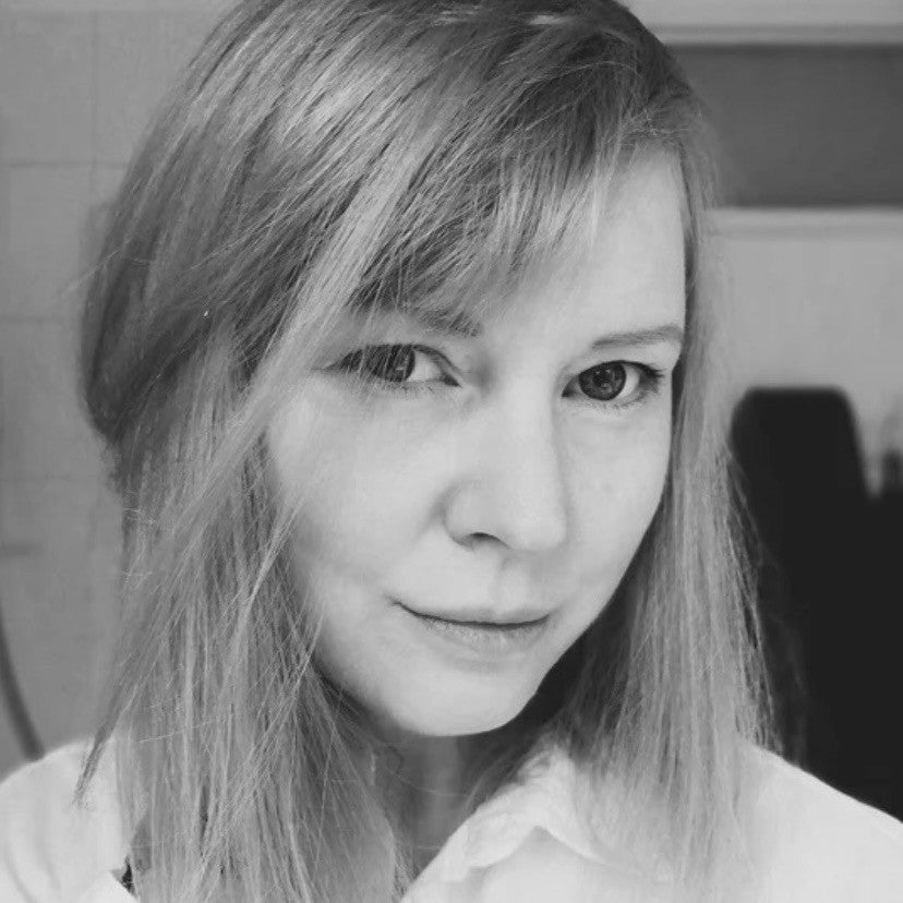 January - Demi of Dresser & Drawer